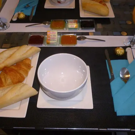 Homestay Maison Provencale *