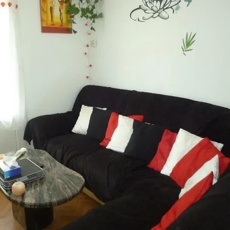 Maison Provencale Homestay *